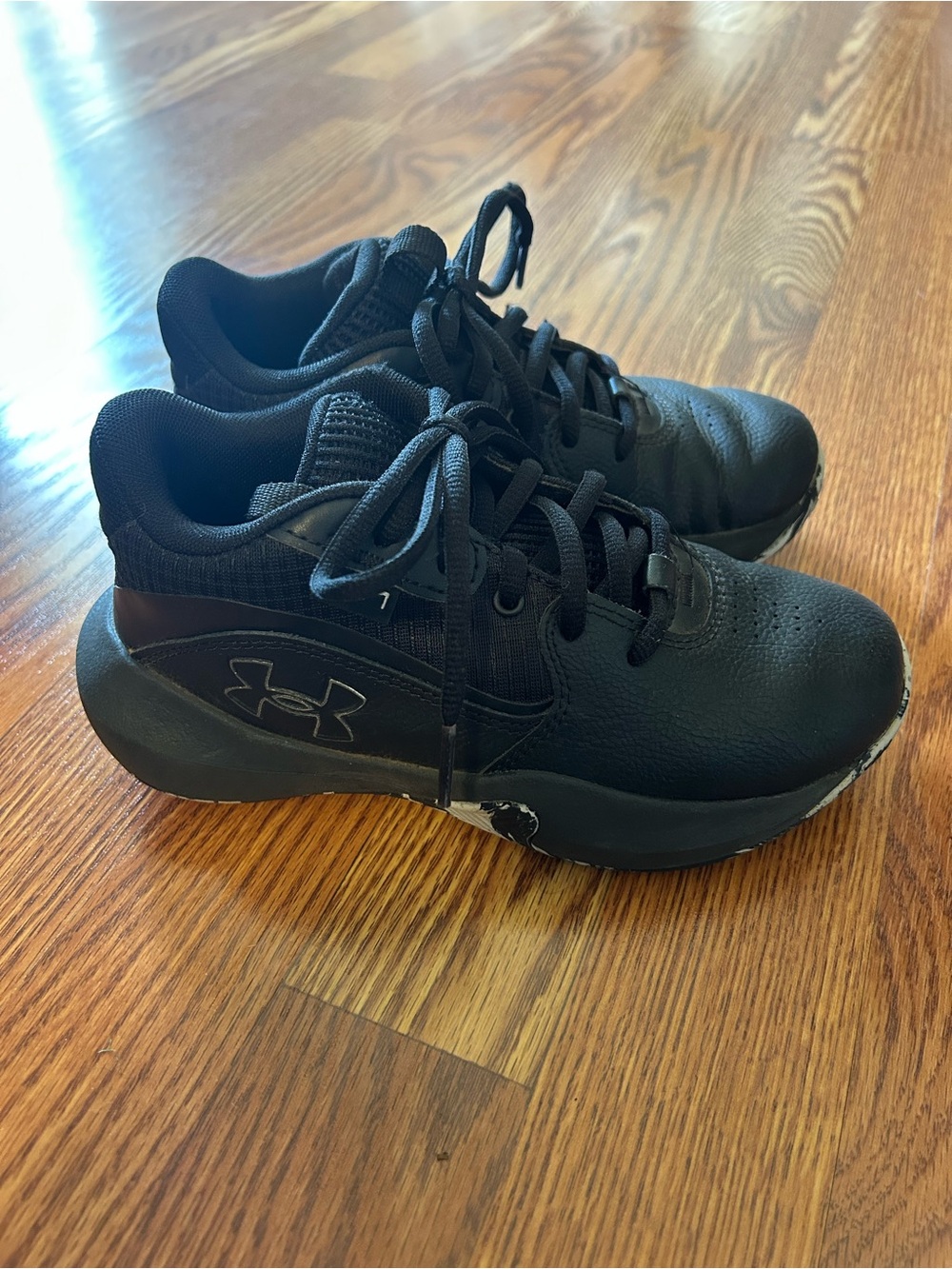 Under Armour Kids Black Low-Top Sneakers